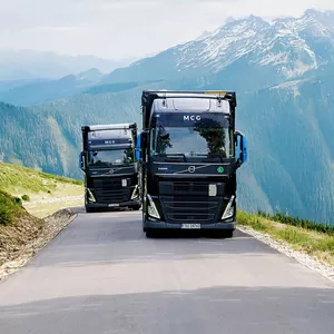 Ищем водителей C+E! Стабильные линии,  современные автомобили,  удобные 