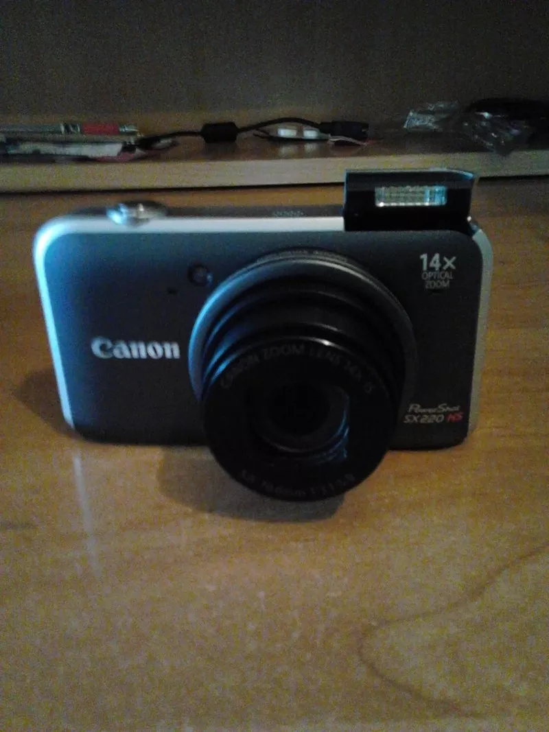 Фотоаппарат Canon SX220hs 