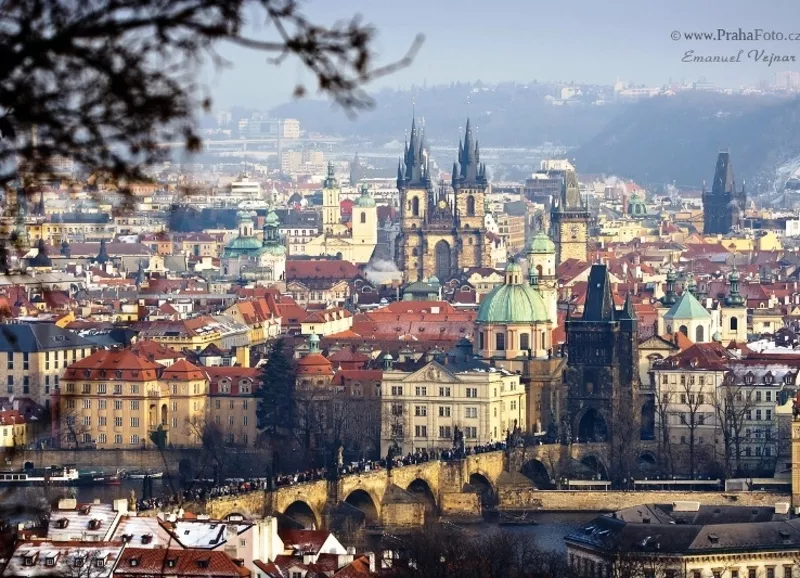 Piata de Craciun la Praga! Viziteaza 10 orase Europene in 6 zile:! 