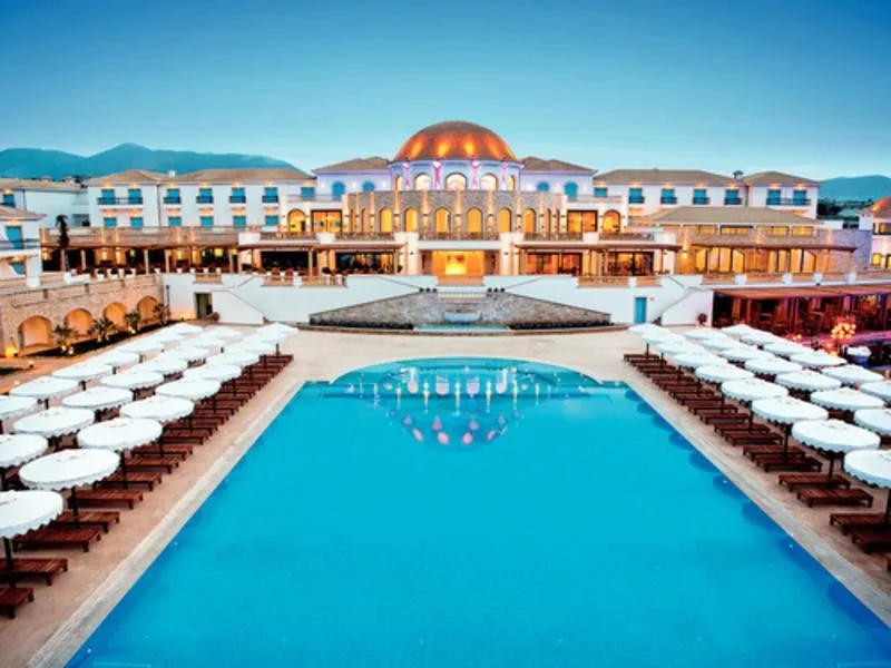 Insula Creta - Petrece o vacanta de 5* in Hotelurile Mitsis 2