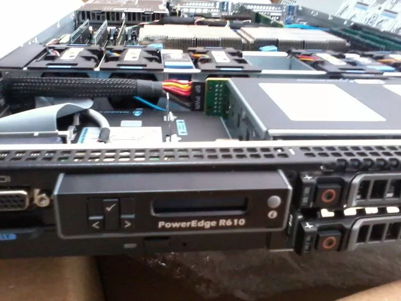 Server Dell PowerEdge R610 2xSixCore Xeon X5670, 24GB DDR3 ECC 3