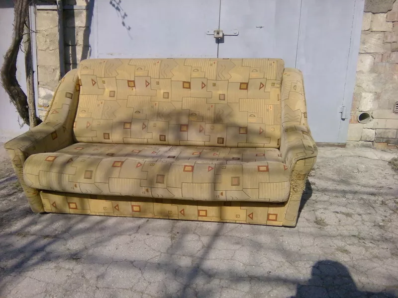 Разборный раскладной диван в хорошем состоянии недорого 6