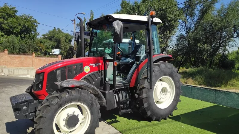 Vanzare ArmaTrac 1054 E+(105 C.P.) Tractor.