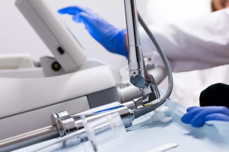 Tratament laser pentru vegetatiile veneriene (condiloamele, condyloma acuminata, negii genitali, condiloamele perianale, veruci genitale) in Chisinau, Moldova! 2