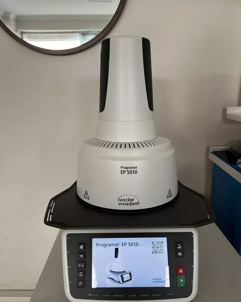 Programat Ivoclar EP 5010 G2 Dental Press Furnace 2