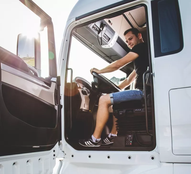 Начни карьеру в международных перевозках с нами!