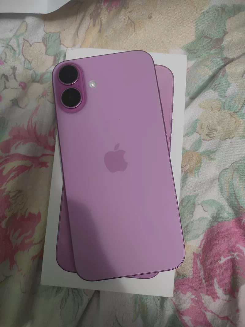 Продам айфон 16 plus 3