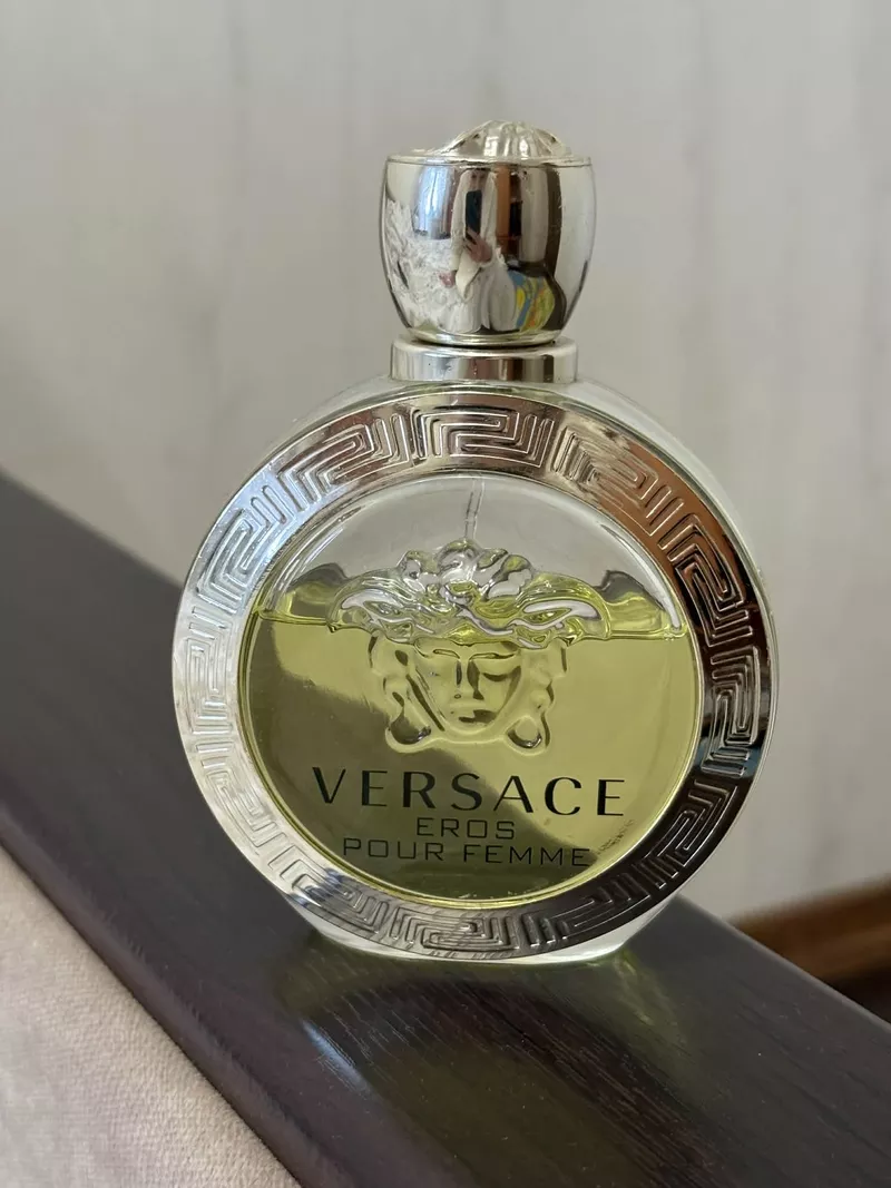 Оригинальные не новые духи...